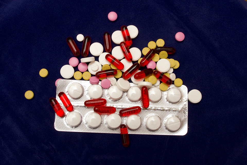 L’omicidio colposo “da prescrizione farmacologica”: risponde della morte del paziente il medico che prescrive incautamente un’associazione di farmaci all’obeso debilitato dalla dieta
